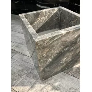 Кашпо из мрамора Fantasy Grey